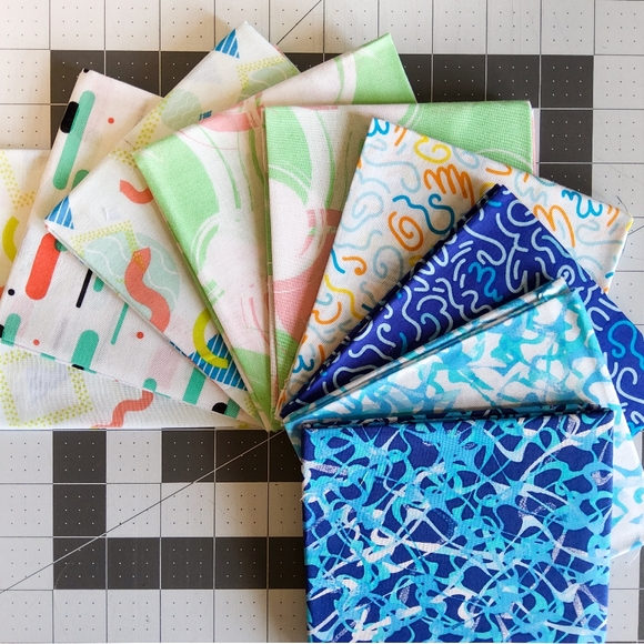 Cotton Quilting Craft Fabric Fat Quarter 90s Novelty Geometric Pink Green Blue - Picture 4 of 6